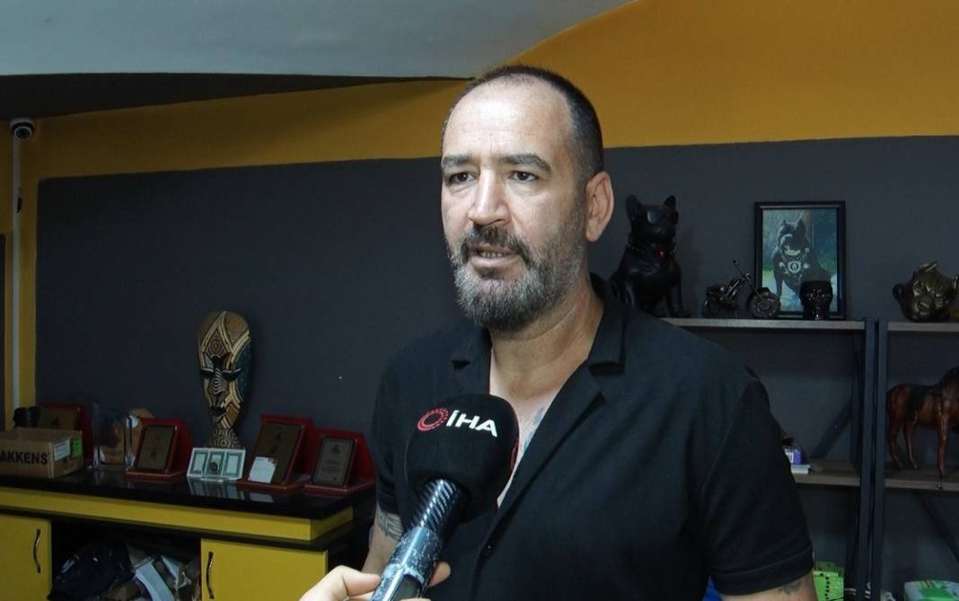 Kız çocuklarını taciz edip kaçırmak isteyen kişilere müdahale etti! Yaşlı adam feci dövüldü 5